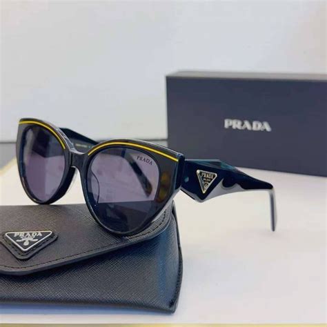 prada gozluk kadin|Prada günlüğü.